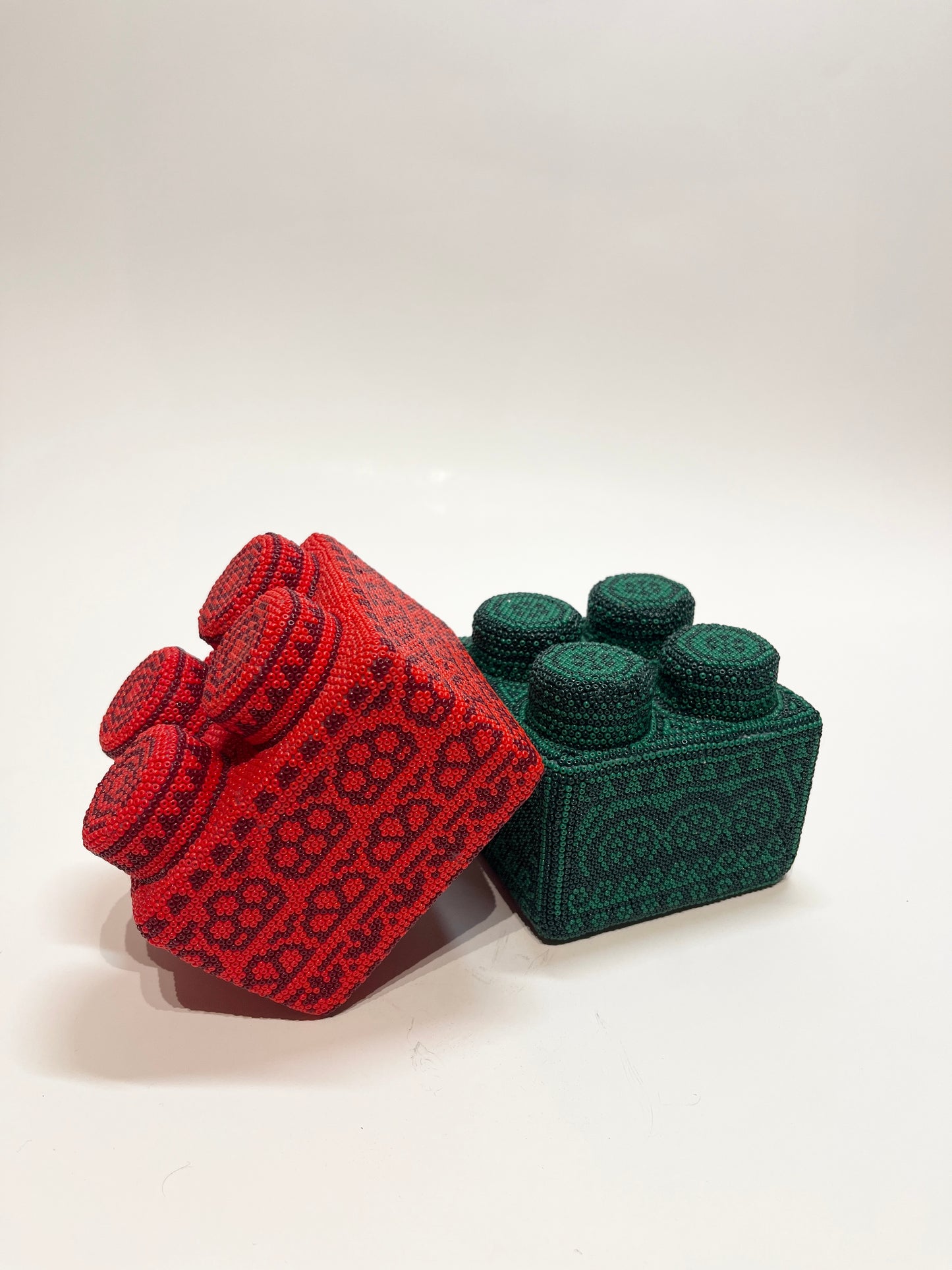 Legos red and green