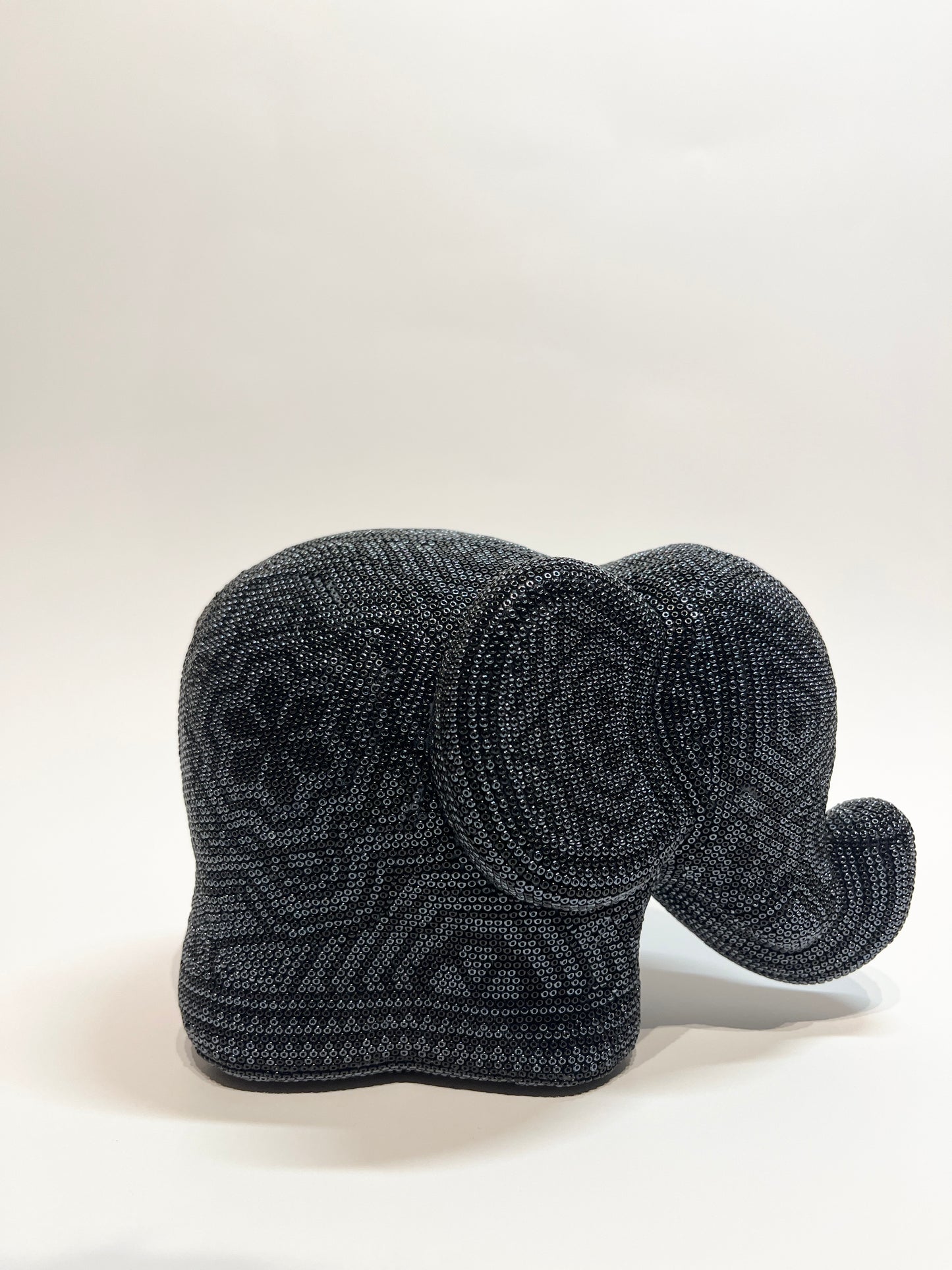 Medium elephant black and grey