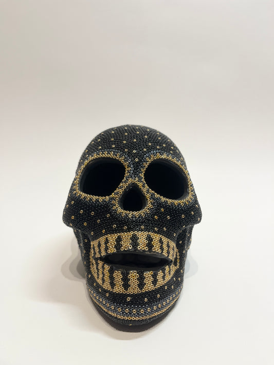 Skull black and gold