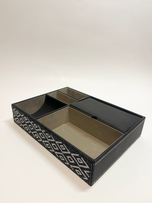 Black and white tea box